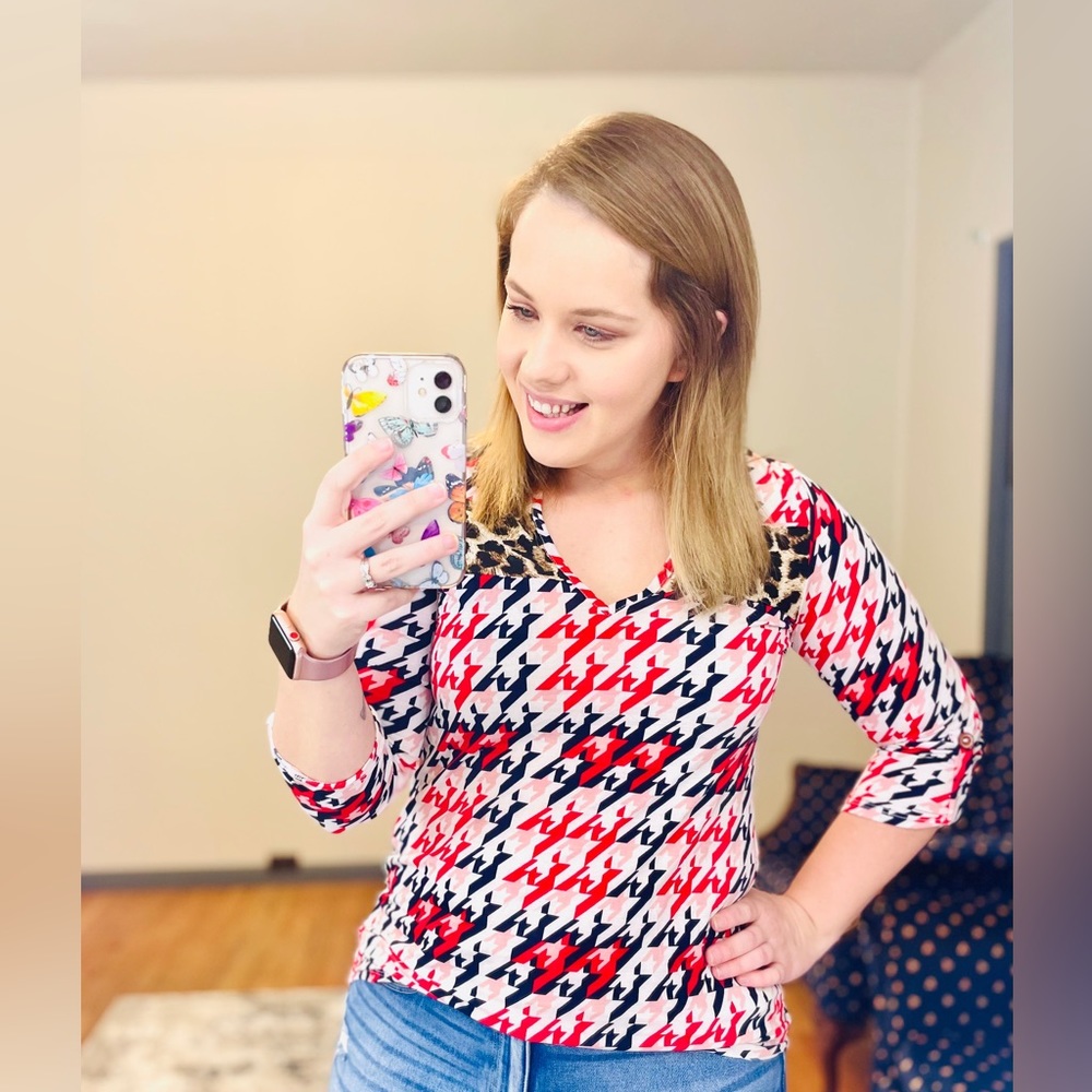 Houndtooth Print w/Leopard Print Top